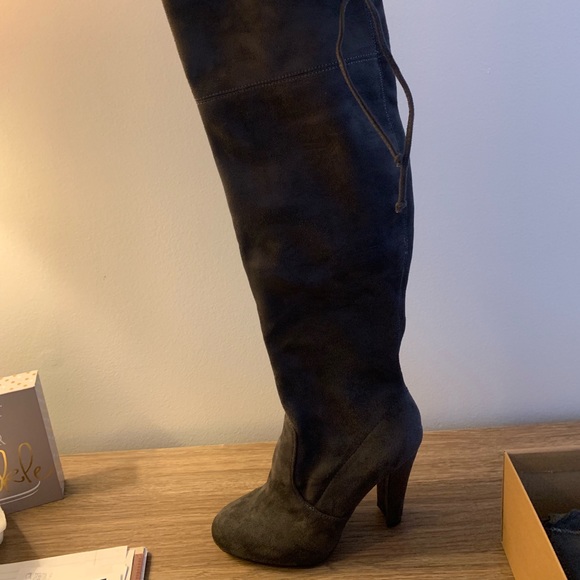 Gray over the knees boots - Picture 2 of 4